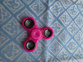 Fidget Spinner gegen Stress u. Konzentrationsschwierigkeiten