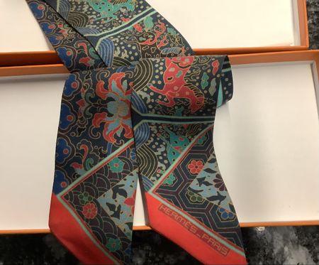 Hermes Paris Seidentuch Twilly gemustert 100 Prozent Seide