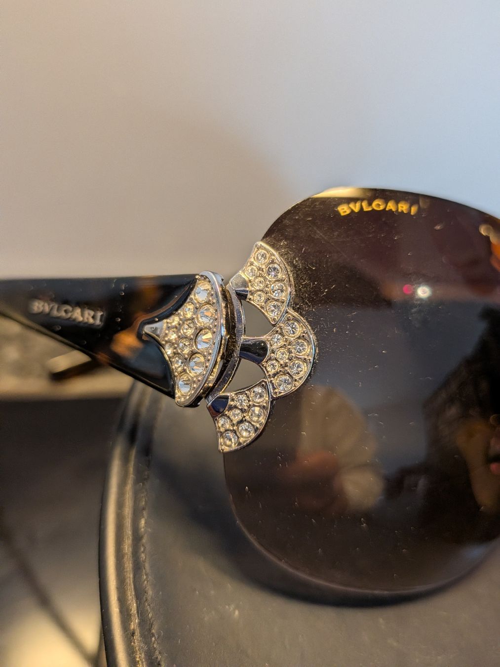 Bulgari Occhiali & Lenti: Stylish Bulgari Sunglasses with Rhinestones – Usato da Zürich venduto da yan_8lg2 3