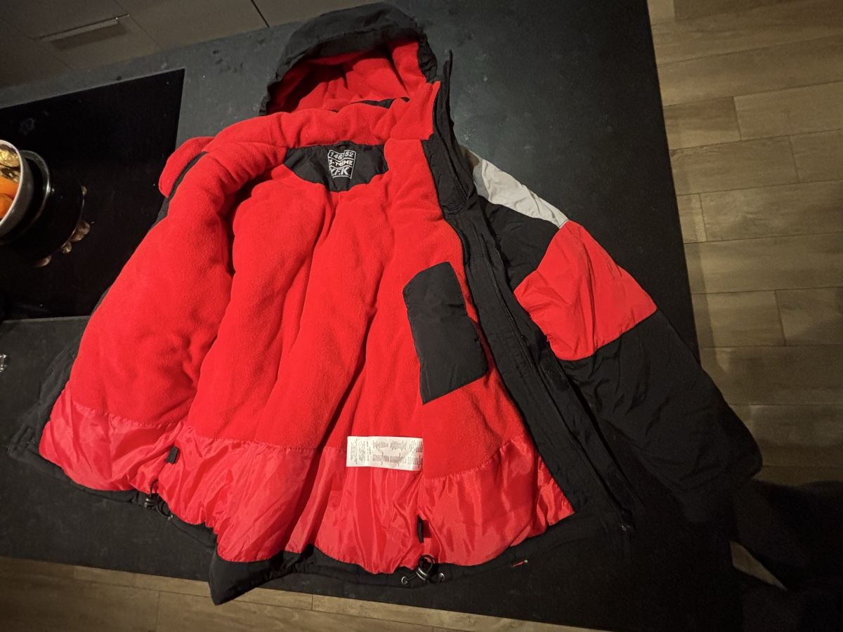 Giacche: Winterjacke mit Kapuze, Grösse 146/152 – Usato da Bürglen TG venduto da Gitzi 2