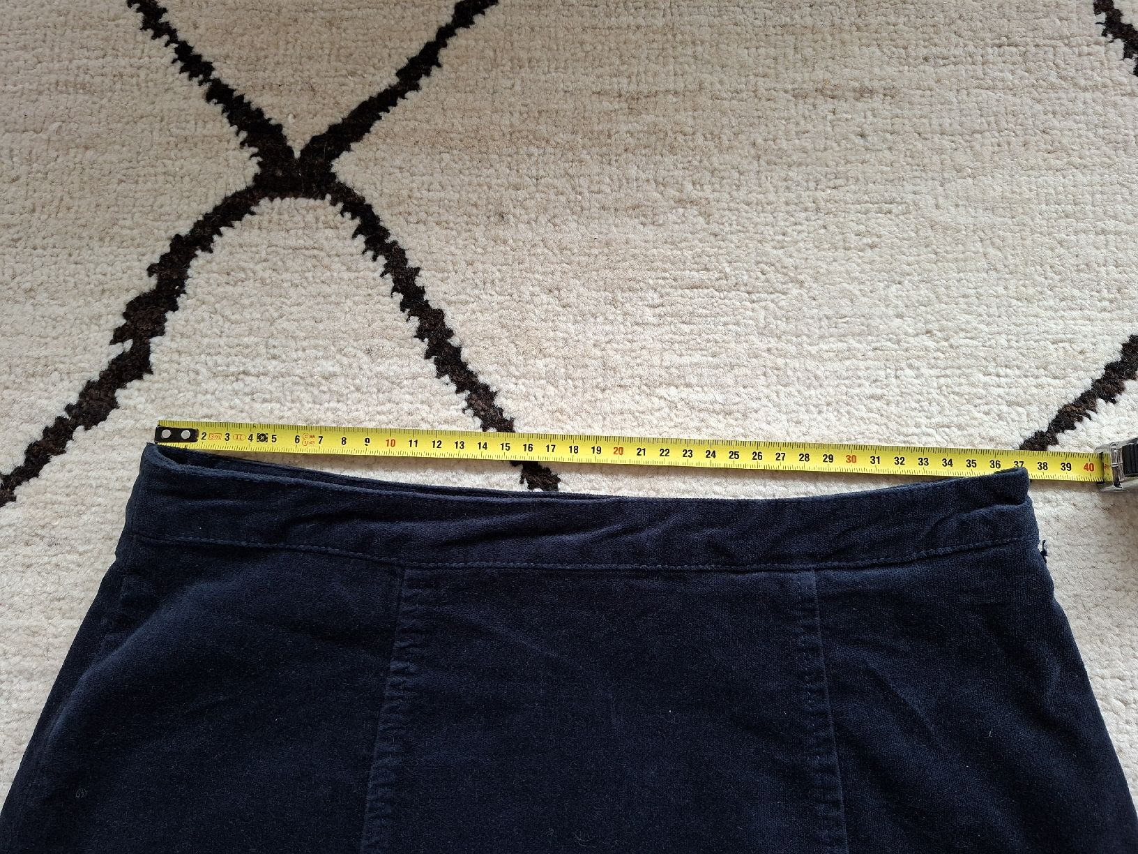 Pepe Jeans Gonne: Pepe Jeans Velours Rock, Grösse 36 – Usato da Baden venduto da jcm_9dkf 6