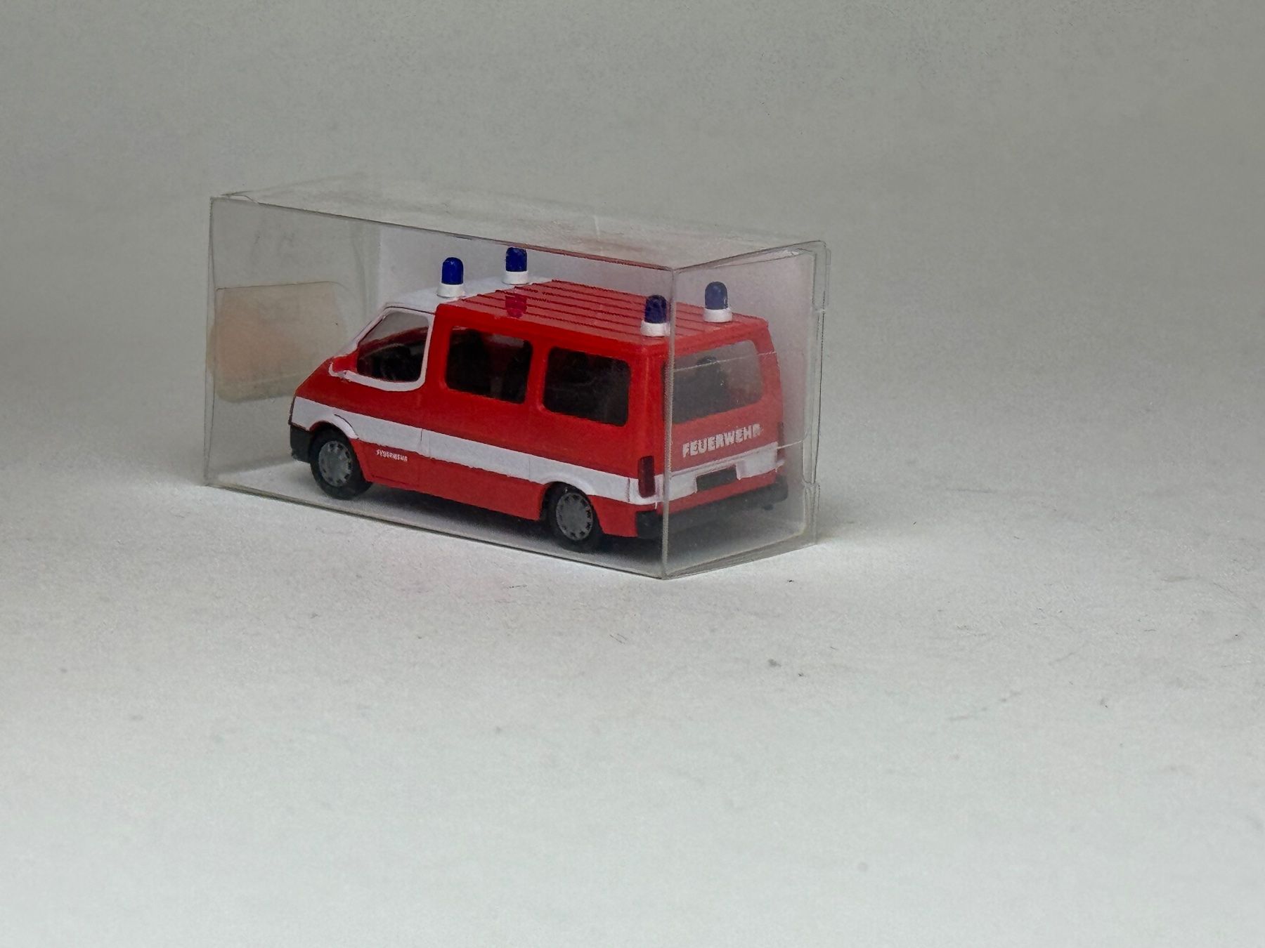 Rietze Modellini d'auto: GB- Rietze Ford Transit Feuerwehr – Usato da Elm venduto da Wikmtz 1