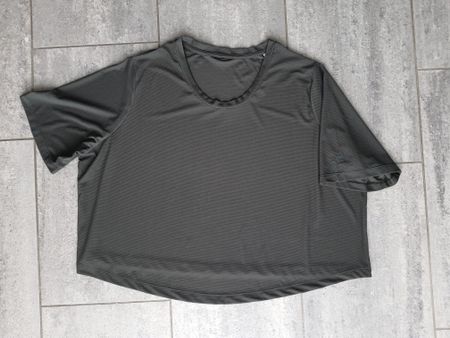Sport-Shirt ungetragen, ca. Gr. 54 (4XL)