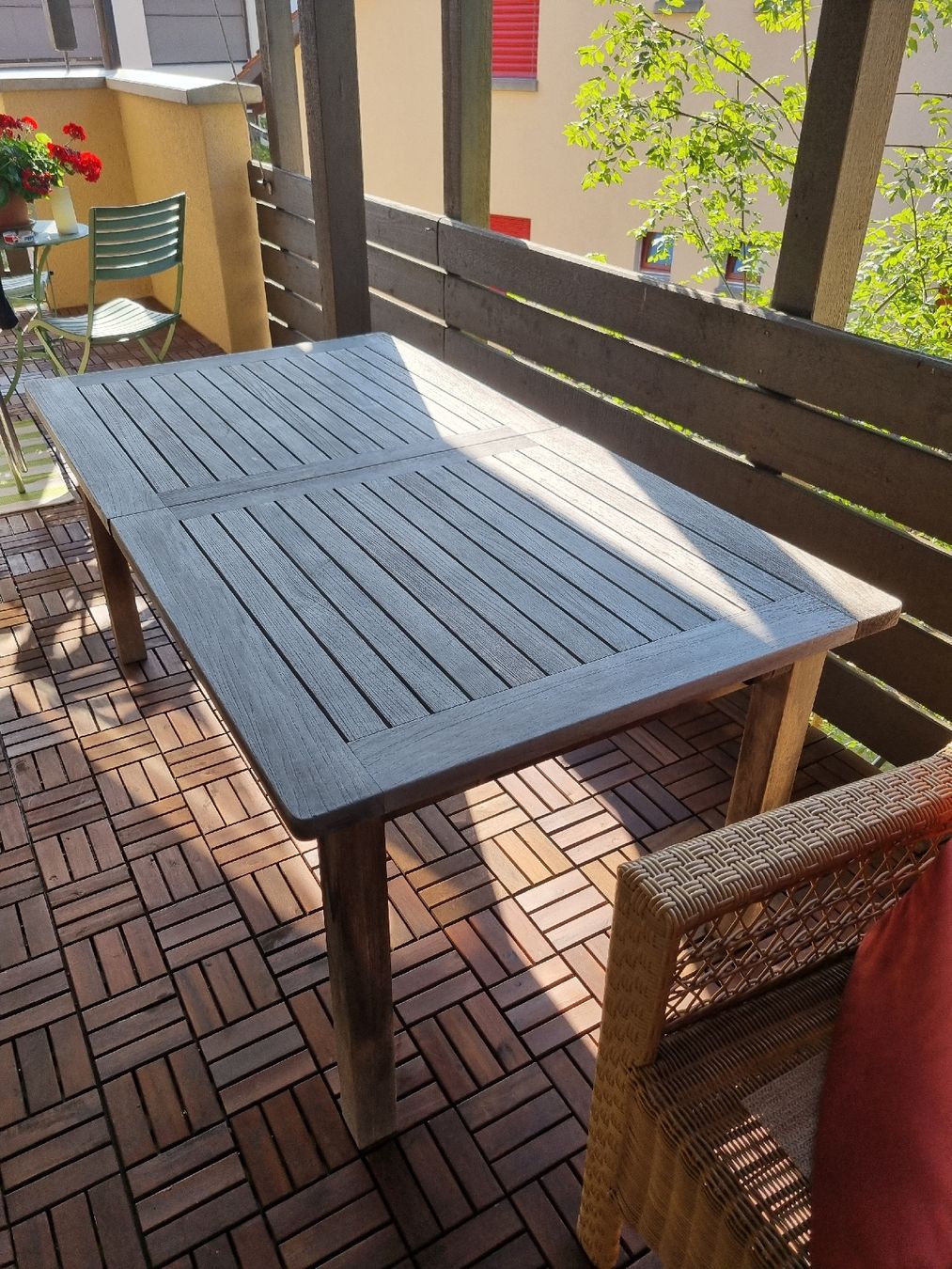 Garpa Tavoli: GARPA Teak Gartentisch - Fixpreis 500.- – Usato da Illnau venduto da pipobibi 2