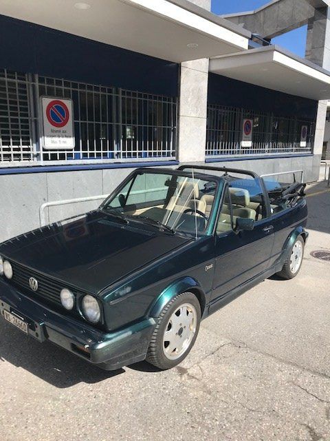 voiture VW Golf Cabrio