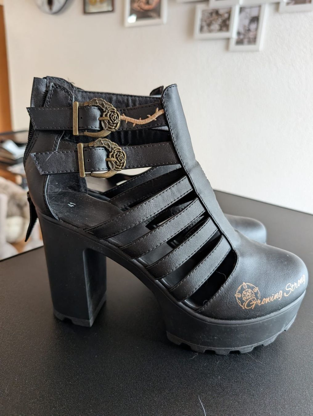 Scarpe da donna: Plateuheels EMP Game of Thrones – Nuovo (secondo la descrizione) da Kradolf venduto da ver_p9ym
