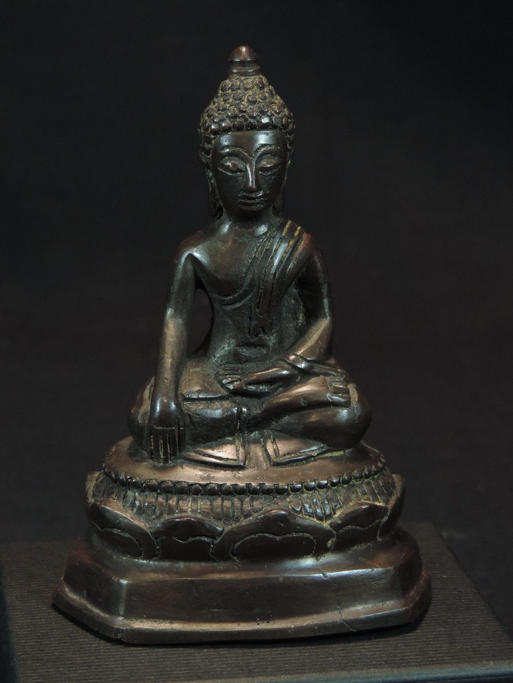 Skulpturen & Statuen: antiker Bronze Buddha aus Thailand – Gebraucht aus Duggingen von roterbambus 6
