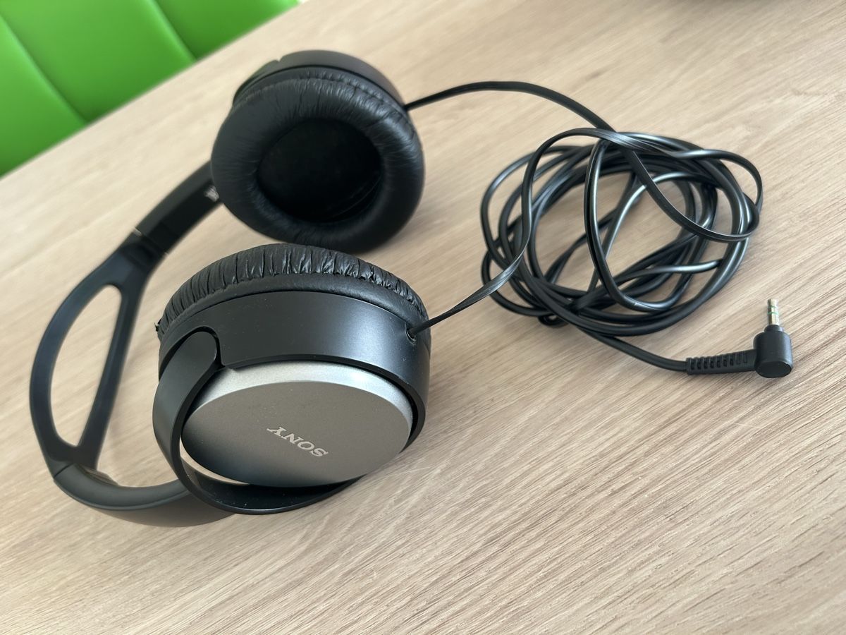 Sony Cuffie: Sony Kopfhörer in schwarz/grau – Usato da St. Gallen venduto da MoMaMu12 1