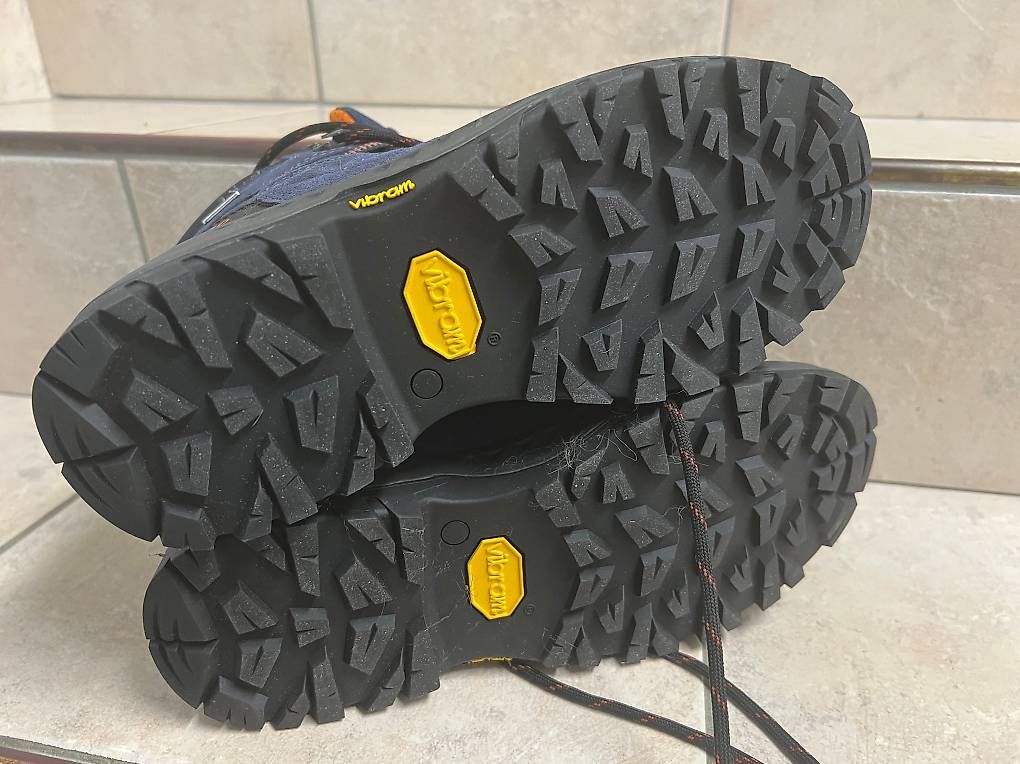 46 Nord Chaussures hommes: NEUE Wanderschuhe mit Vibramsohle, Grösse 40 – D'occasion à Hirschthal par rooblue 2