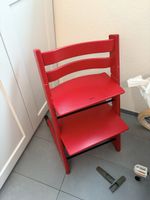 Stokke Tripp Trapp Kinderstuhl rot gebraucht mit Spuren