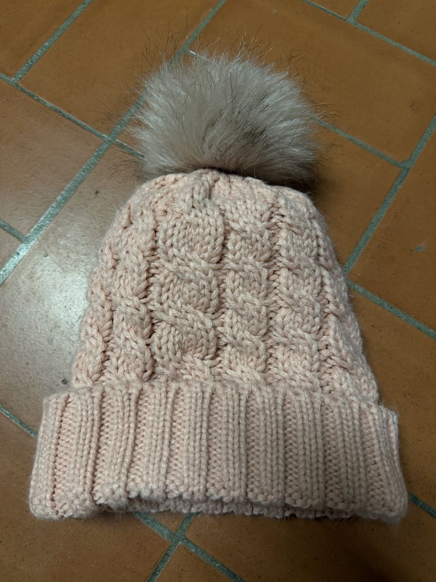 Copricapi, berretti & cappellini: Wintermütze – Usato da Hospental venduto da bal_bwr5
