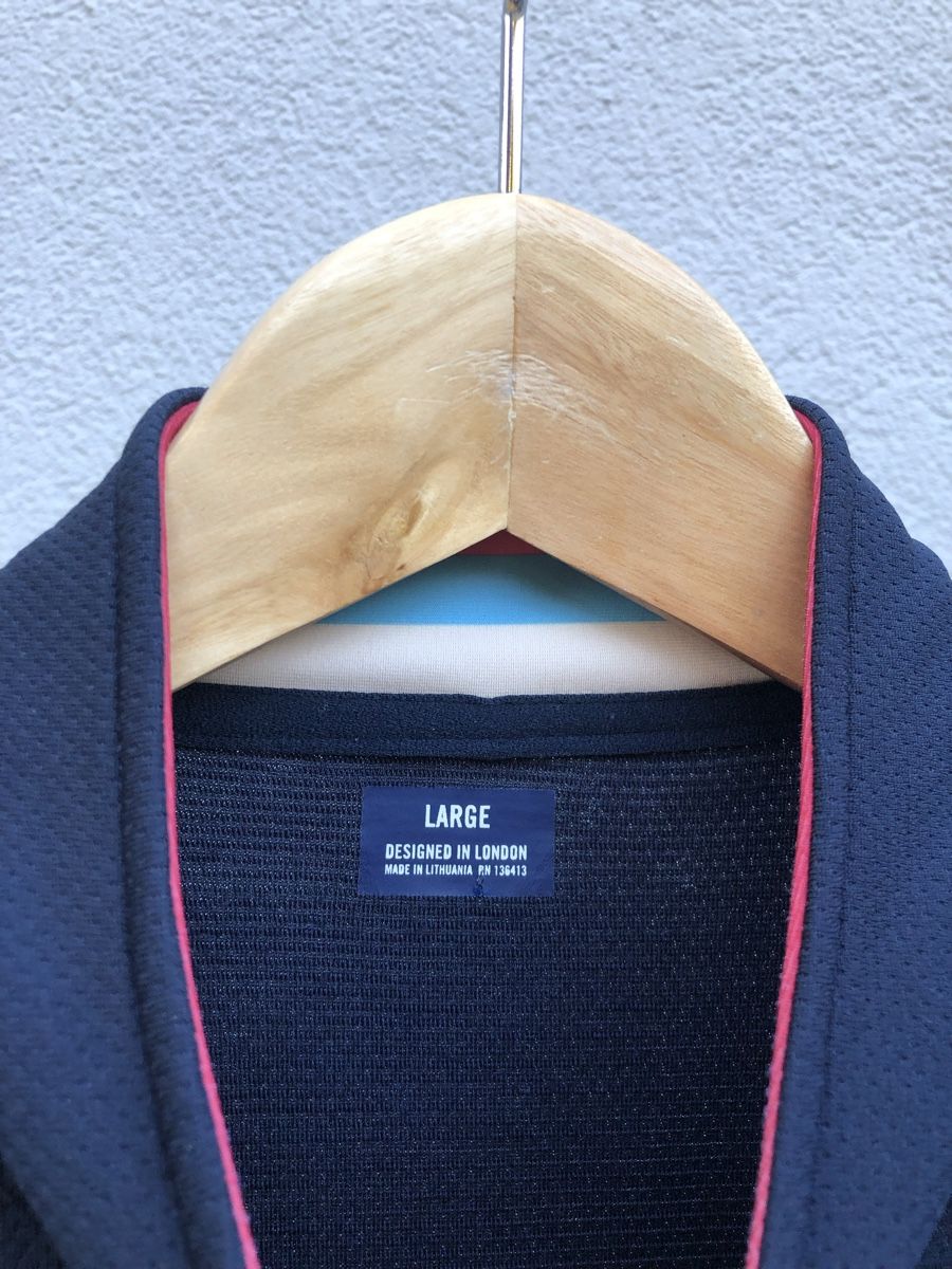 Rapha Jacken: Rapha Cycling Jacke – Gebraucht aus Fribourg von ann_l9b7 3