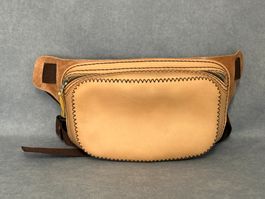 Leder Bauchtasche, Handmade, Sale-Angebot
