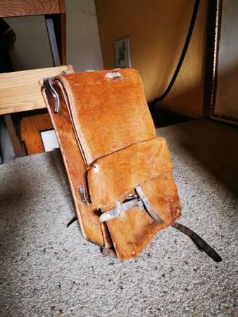 Antiker Militärrucksack, Kuhfell, Lederrucksack
