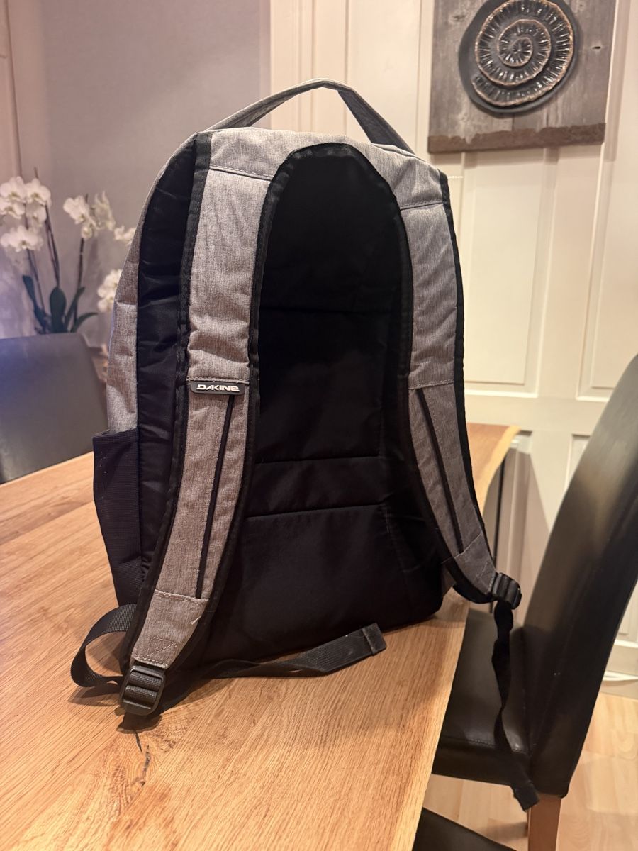 Dakine Sacs à dos: Schul Rucksack – D'occasion à Stadel par lev_k9j8 2