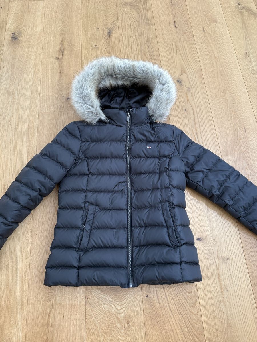 Tommy Hilfiger Giacche: Tommy Hilfiger Winterjacke – Usato da Luzern venduto da sydney01.