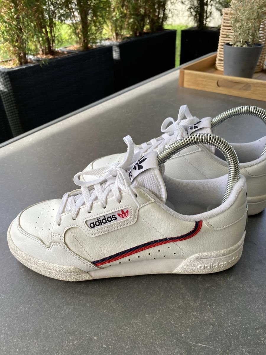 Scarpe da uomo: Adidas Continental gr. 36 2/3 – Usato da Romanshorn venduto da Karokana 2