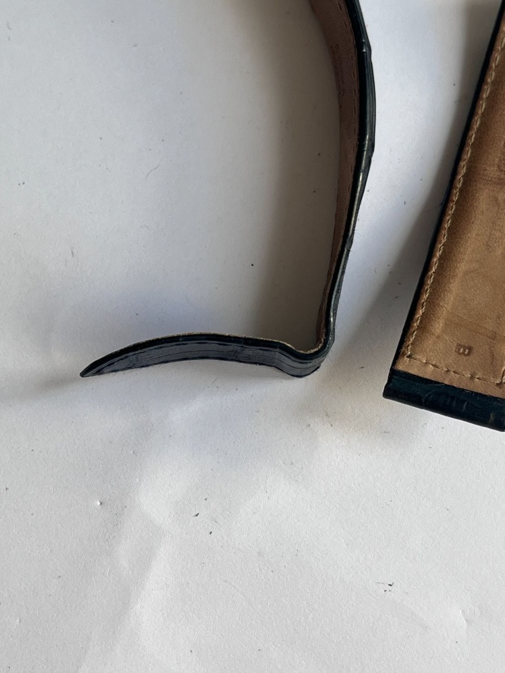 Cartier Bracelets: Cartier Krokolederband 20mm – Neuf (Voir description) à Worblaufen par chronyves 5