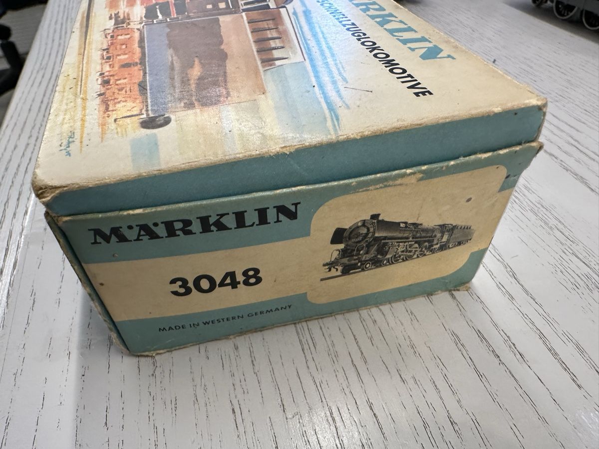 Märklin Modellini di ferrovie: Märklin 3048 DB BR 01 – Usato da Lupsingen venduto da New-Haven 8