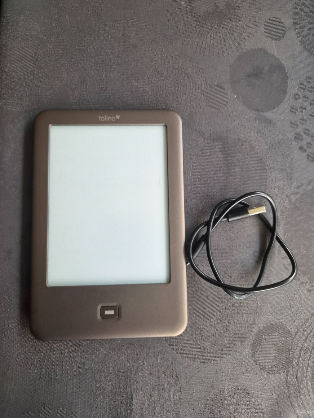 Tolino Tablettes PC: Tolino mit Ladekabel – D'occasion à Domat Ems par tchnesa