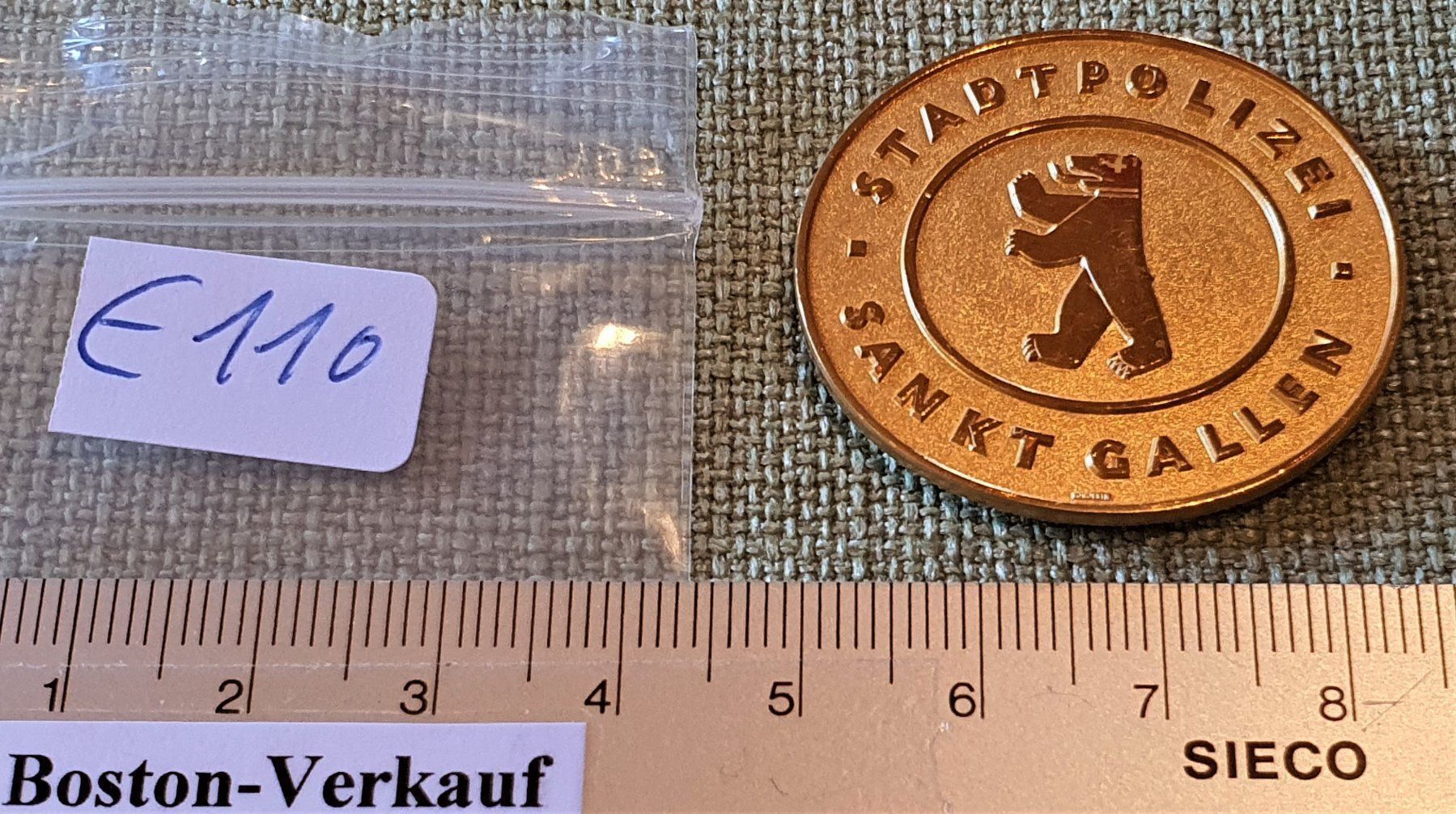 Plaketten & Abzeichen: E110 - Stadt Polizei Sankt St. Gallen CH – Gebraucht aus Reinach BL von Boston-Verkauf 4