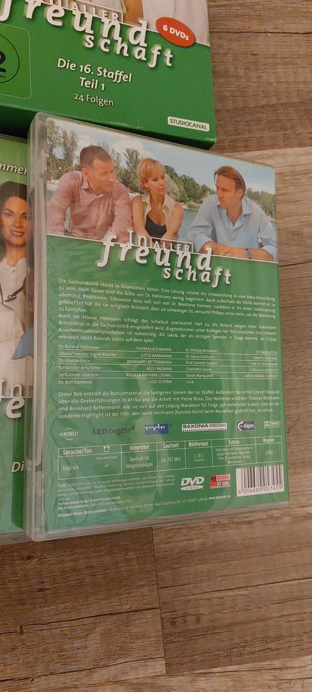 Tutti i DVDs: In aller Freundschaft – Usato da Inkwil venduto da sugarbaby01 1