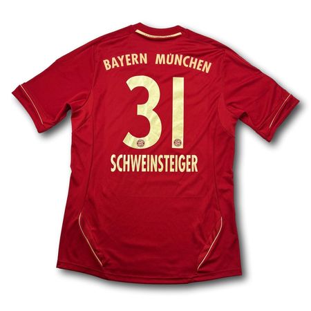 FC Bayern München - 2011-13 - Heim - M - adidas - Schweinste