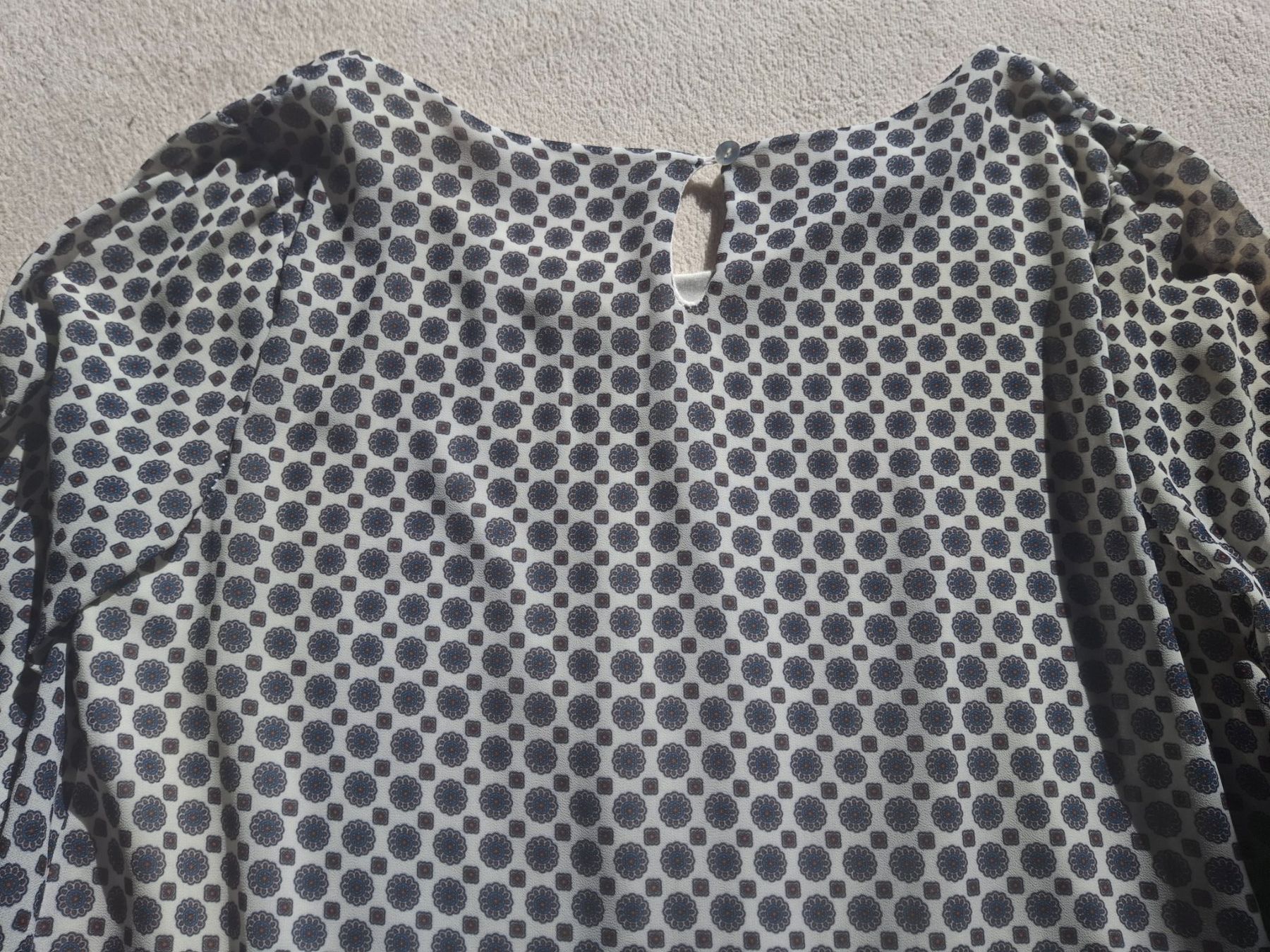 Vestiti: Robe fluide taille S marque Yendi – Usato da Villiers venduto da san_jn5w 6
