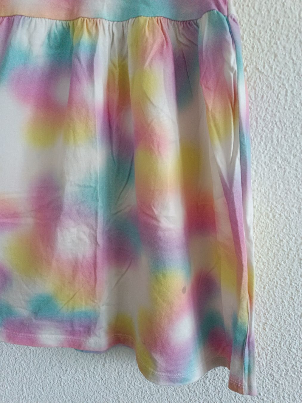 H&M Vestiti & Gonne: Kleid / Rock Mädchen Gr 122 / H&M – Usato da Binz venduto da julijuli 4