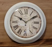 Wanduhr Vintage Port weiss mit römischen Ziffern, neu