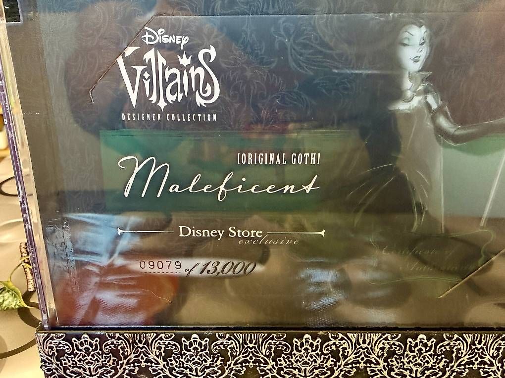 Statuette: Action Figure Malefica Disney – Nuovo e nell'imballaggio originale da Biasca venduto da dan_96w9 3