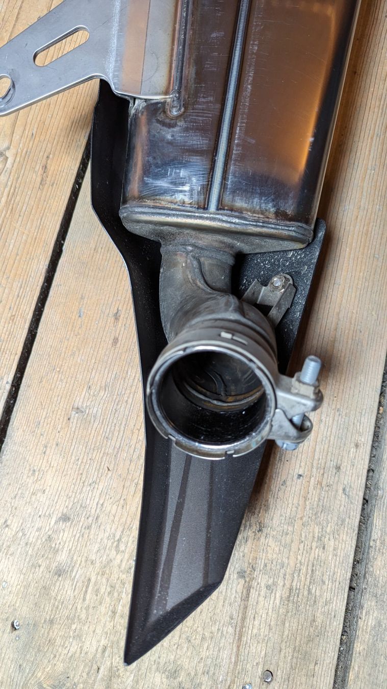 Kawasaki Sistemi di scarico: Kawasaki 1000SX Original Auspuff – Usato da Winterthur venduto da Miwok 2