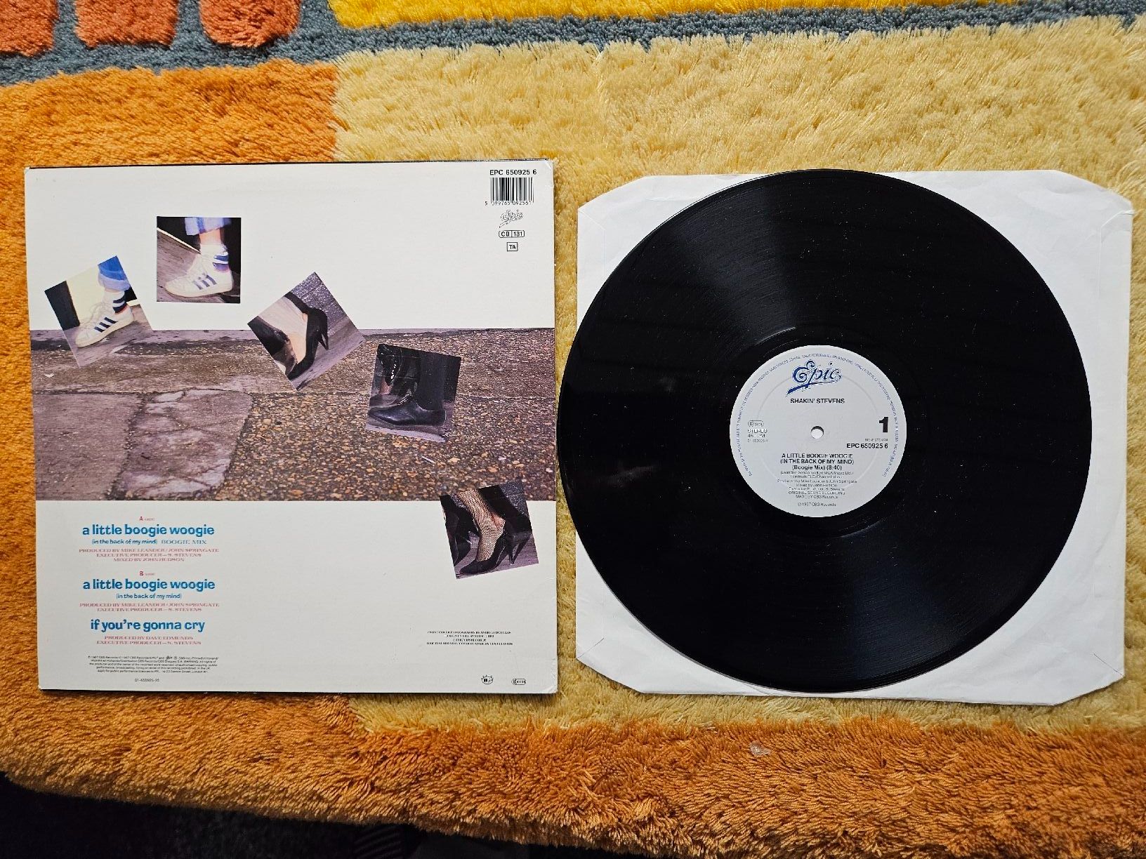 Dischi in vinile: Shakin' Stevens Maxi-Single - A Little Boogie Woogie – Nuovo (secondo la descrizione) da Lyss venduto da Alexine 1