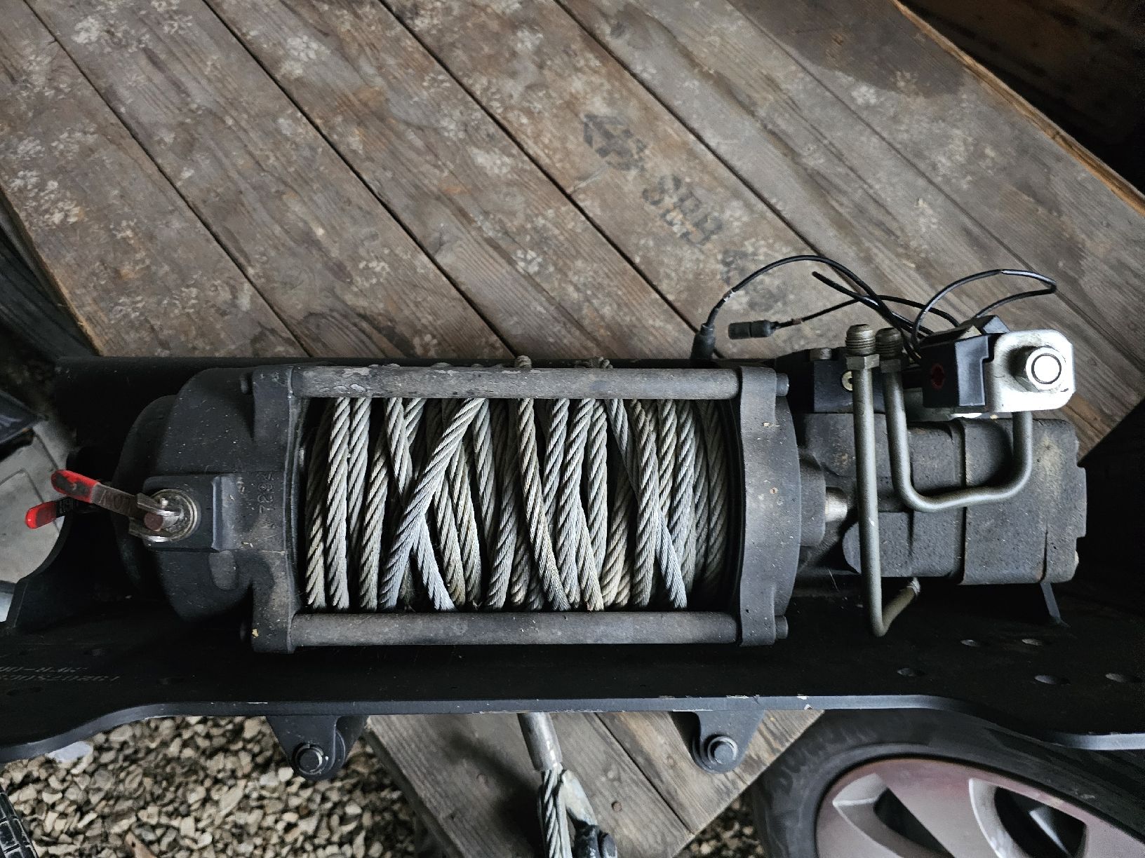 Altro per stoccaggio & trasporto: treuil hydraulique mile marker – Usato da Champéry venduto da hus_7wmz 1
