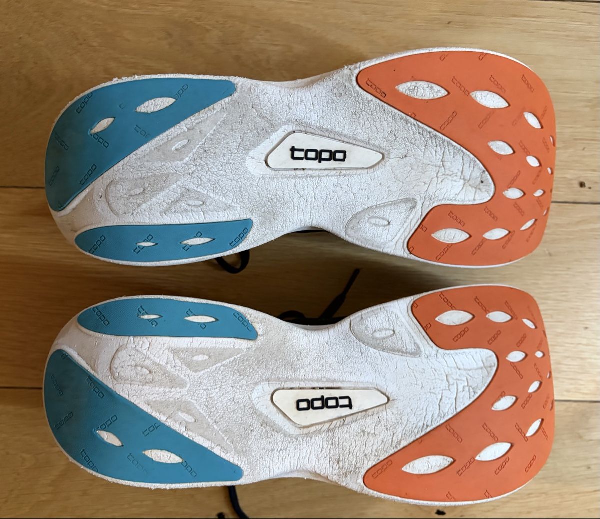 Scarpe da uomo: Topoathletic Specter Laufschuhe Gr. 44.5 – Usato da Winterthur venduto da Haesle 5