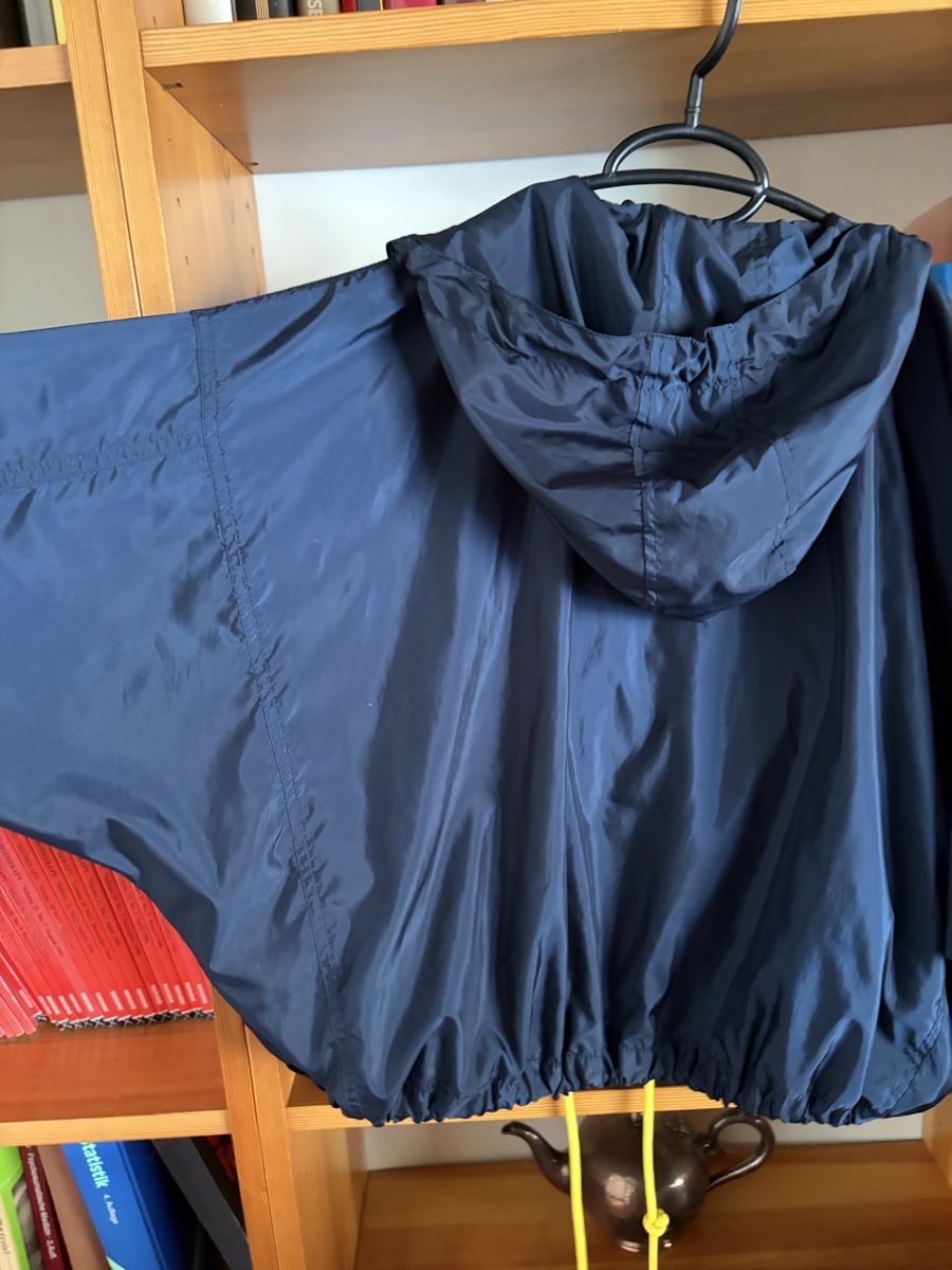 Zara Vestes: Giacca Zara Basic blu con cappuccio taglia S usata – Neuf (Voir description) à Muzzano par lod_vw2v 5