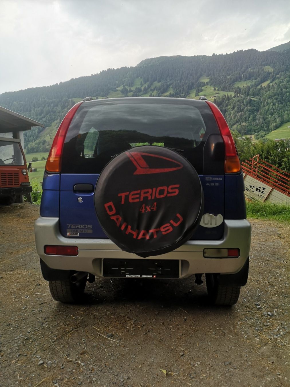 Daihatsu Autos: Daihatsu Terios 4x4 – Defekt aus Conters von Fer_k9f6 4