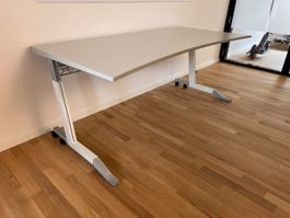 6x Schreibtisch Büro Elan