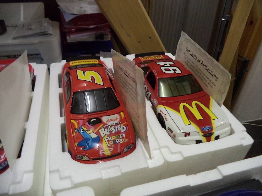 Nascar Modellini d'auto: Limitted Nascars 1:18 absolut rar – Nuovo e nell'imballaggio originale da Rieden AG venduto da Wirth03 2