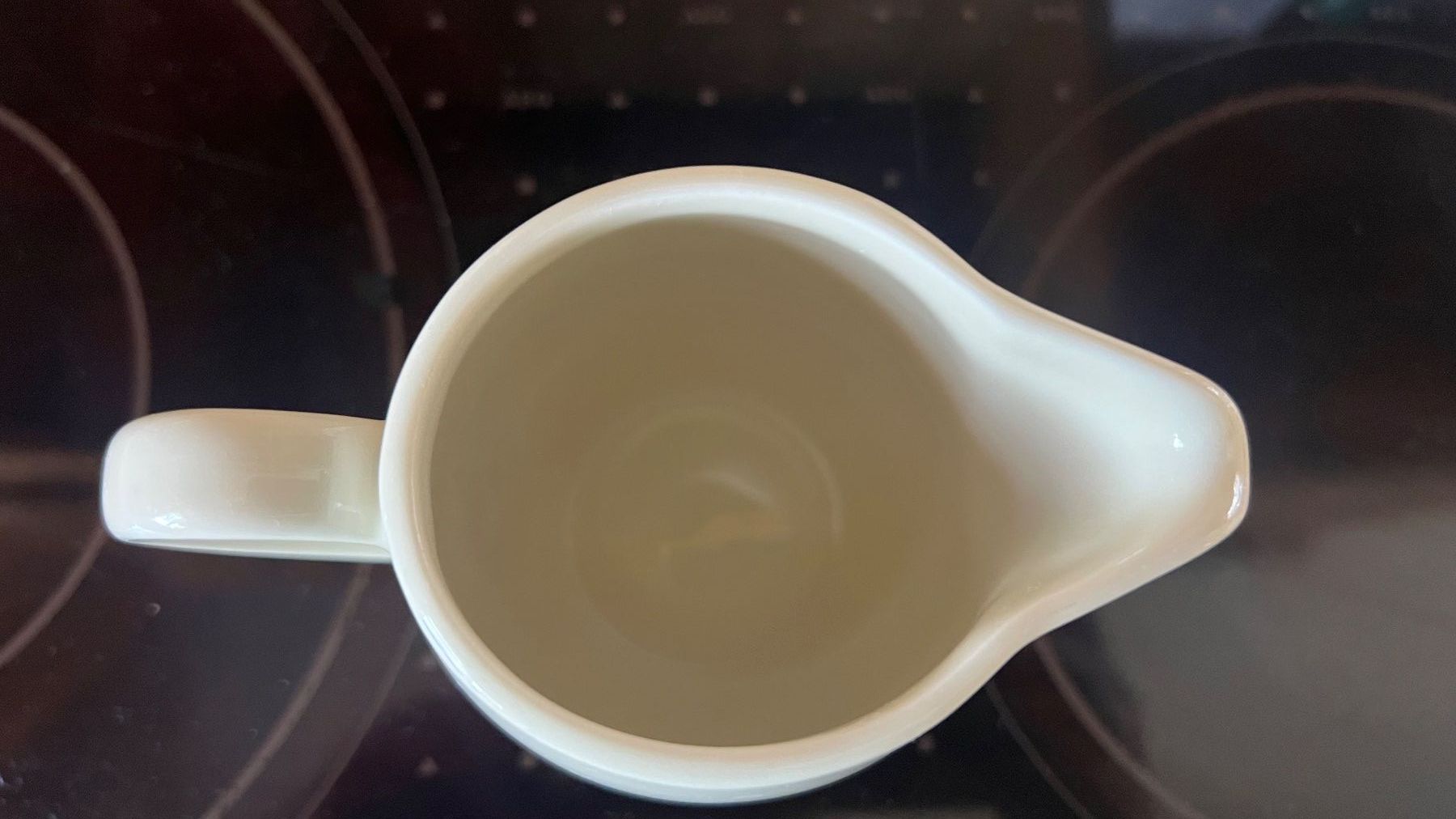 Carafes: Rahmkrug, hellbeige, neuwertig, Top Zustand – D'occasion à Schübelbach par Dolly990_2 2