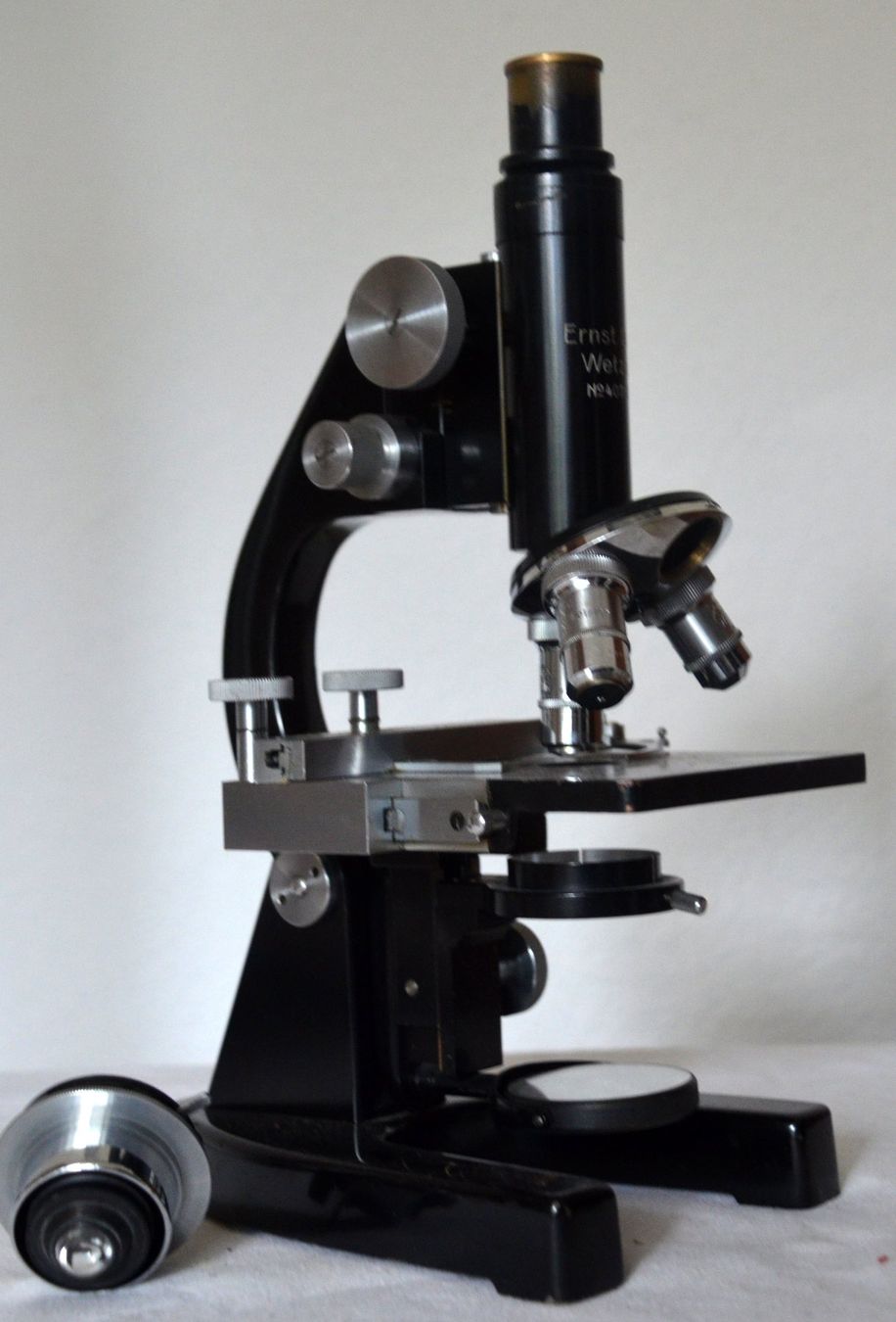 Leitz Microscopi: Ernst Leitz Wetzlar Mikroskop / microscope – Usato da Collonges venduto da arashee 2