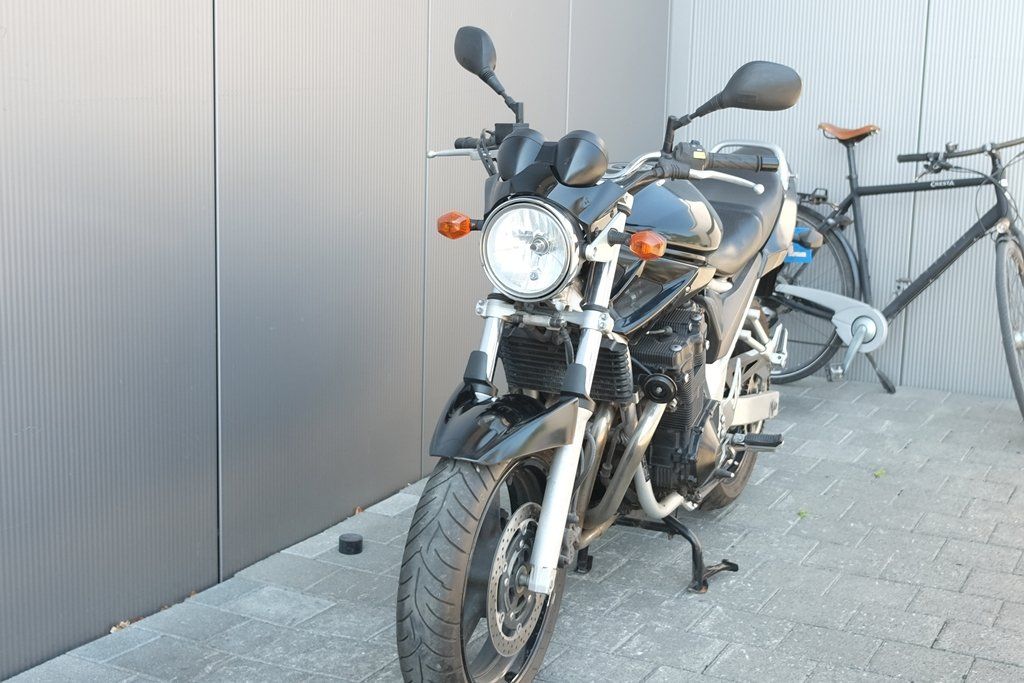 Suzuki Strasse: Suzuki GSF650A Bandit – Gebraucht aus Sargans von pirelli146 1