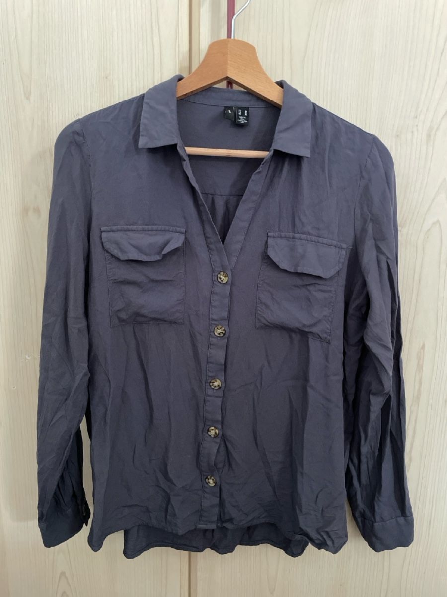 Vero Moda Camicette: Bluse Vero Moda, Grösse M, dunkelblau, herbstlich – Usato da Arosa venduto da jan_l7n6