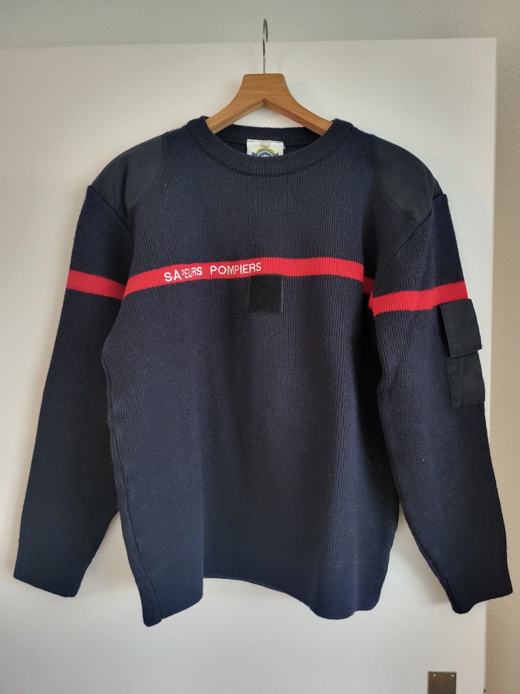 Maglioni & Felpe: Feuerwehr Pullover  / Uniform Sapeurs Pompiers – Usato da Langenthal venduto da baesa