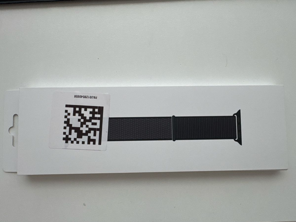 Apple Bracciali & Braccialetti: Apple Watch 46mm Dark Gray Sport Loop – Nuovo e nell'imballaggio originale da Oberkirch LU venduto da Caymann01 1