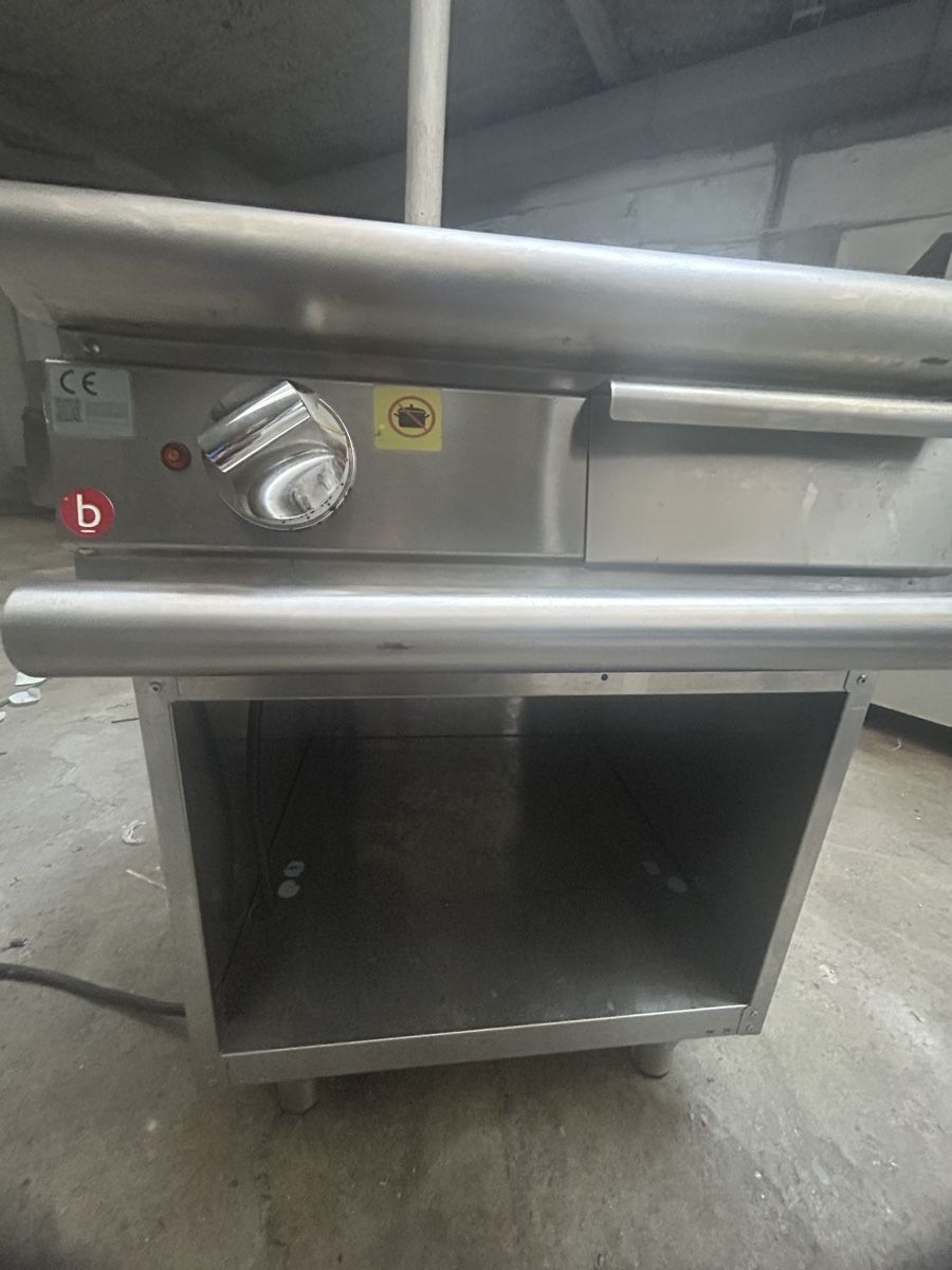 Grills: Plancha électrique pro BARON – Neu (gemäss Beschreibung) aus Thônex von yac_h7nr 1