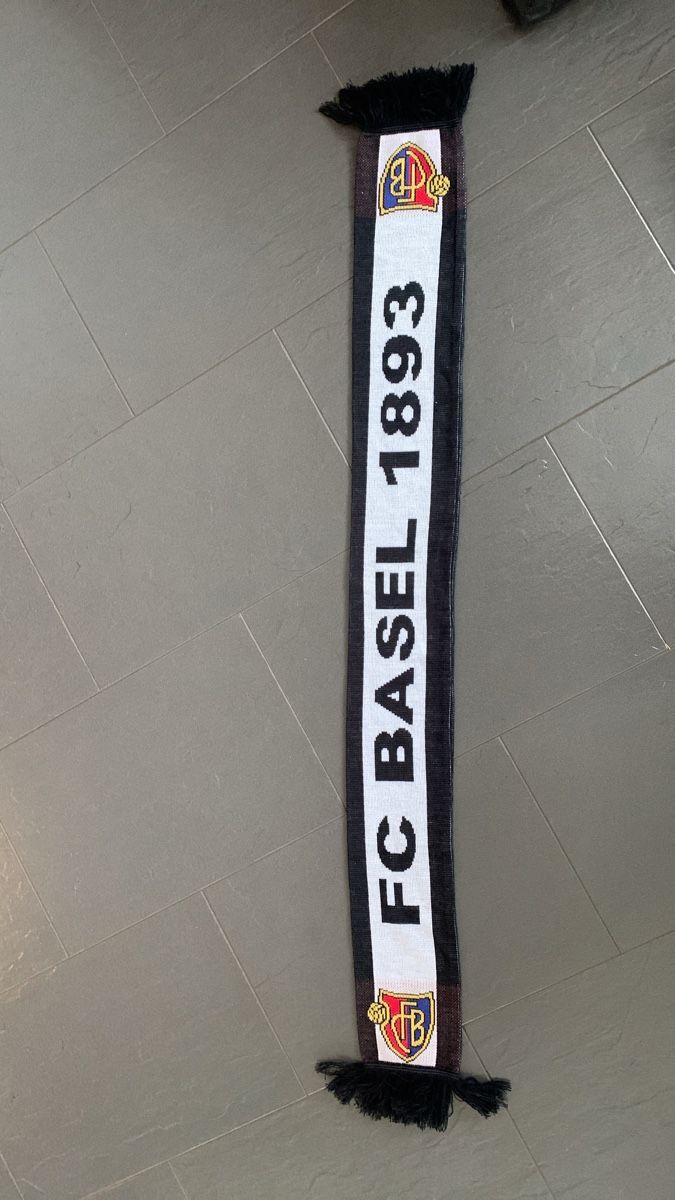 FC Basel Foulard & Sciarpe: FC Basel 1893 Fanschal – Usato da Lupsingen venduto da rah_72cd