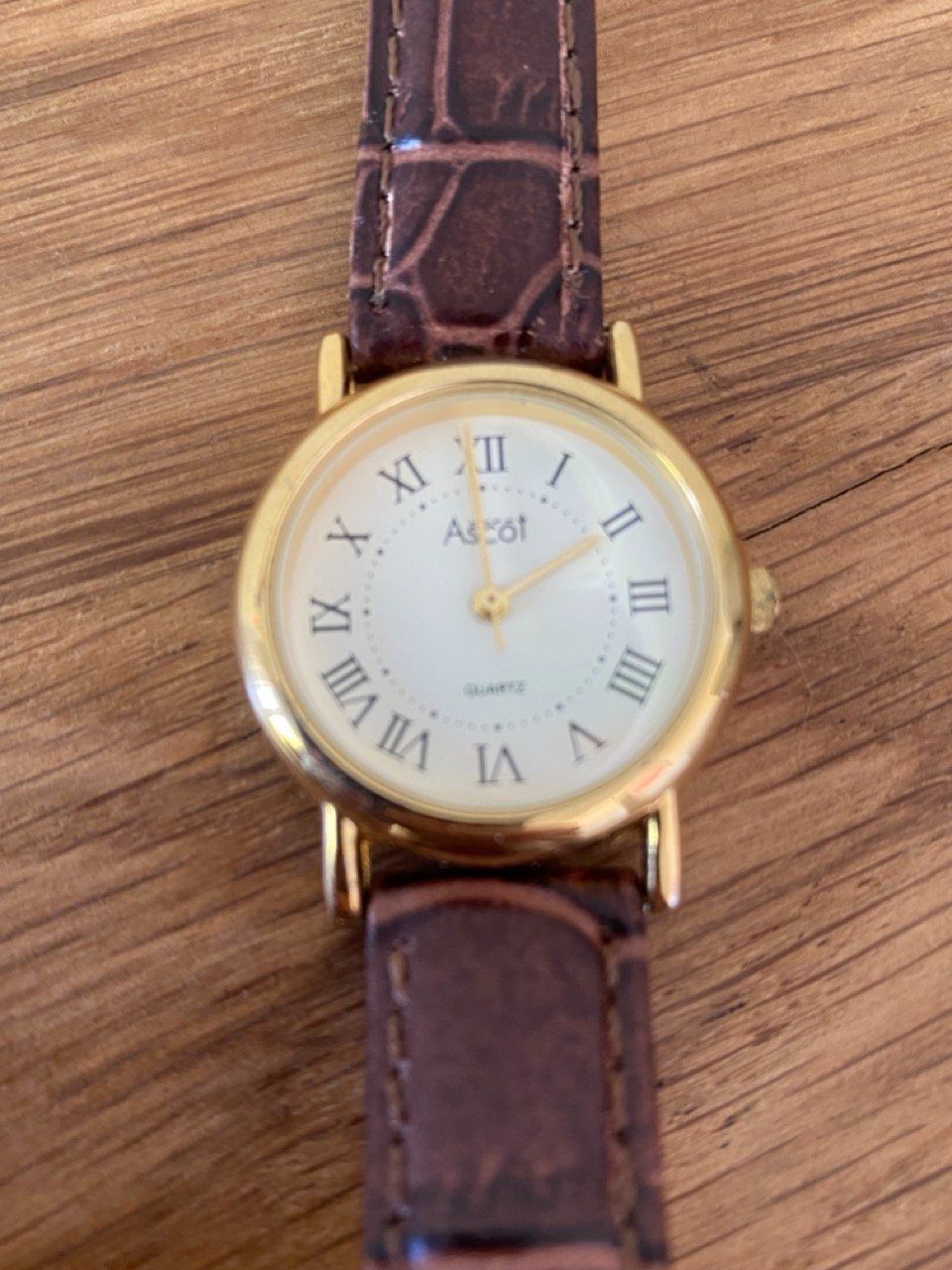 Orologi: Uhr NEU – Nuovo (secondo la descrizione) da Zumikon venduto da Frauenecke