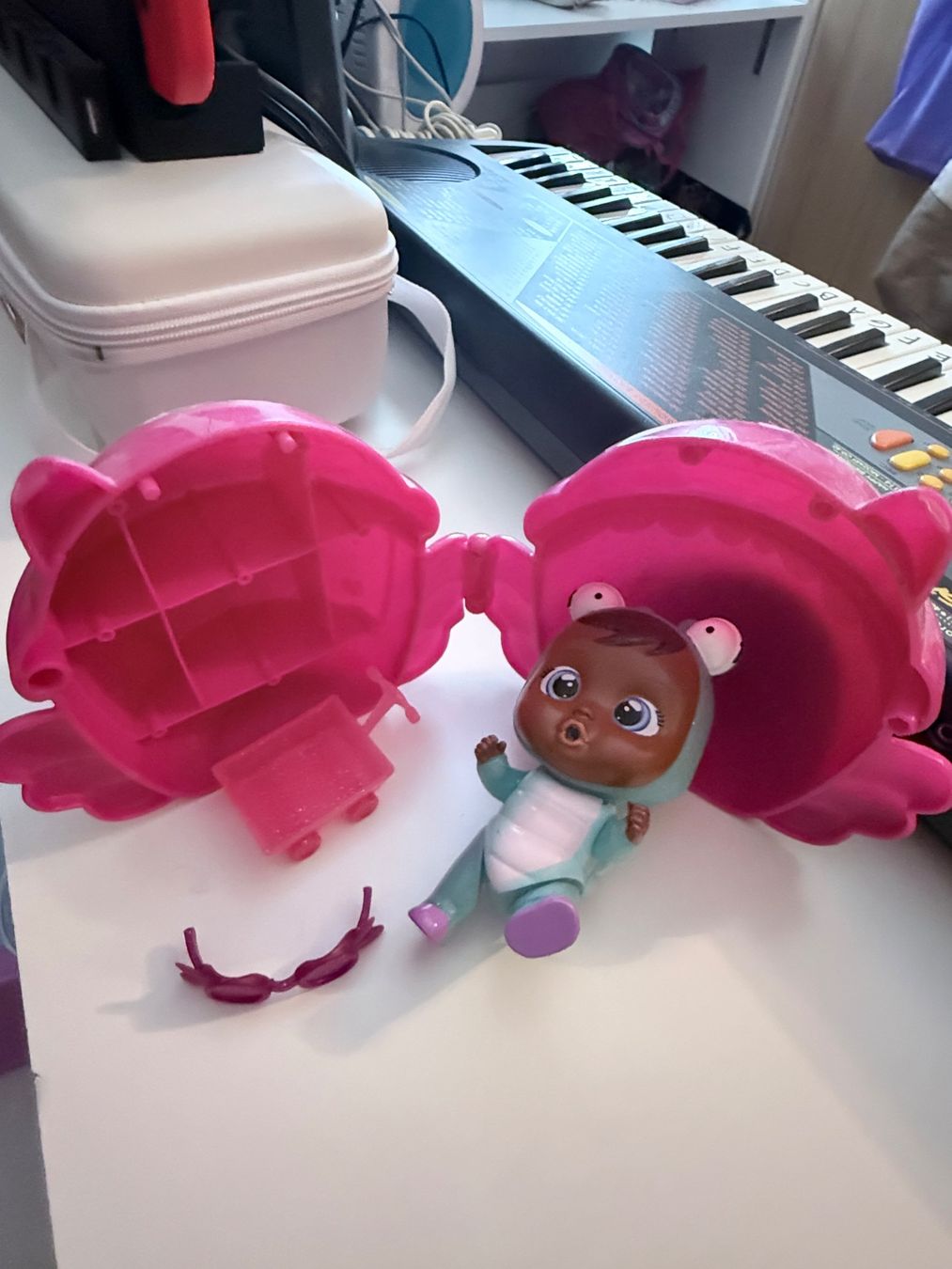 Bambole: Cry Babies Magic Tears Puppe mit Koffer gebraucht – Nuovo (secondo la descrizione) da Wangs venduto da Reyna88 3