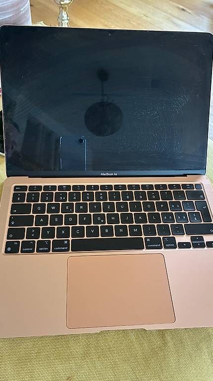 Notebook: MacBook Air 2020 M1 – Usato da Basel venduto da jezebel1964 1